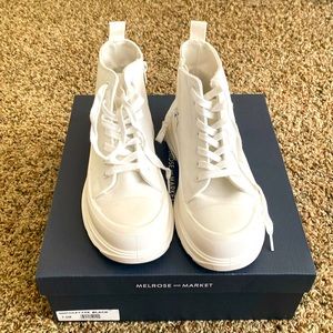 MIA White Canvas High Top Sneaker Shoe Size 7.5M Lace Up Casual New in a box